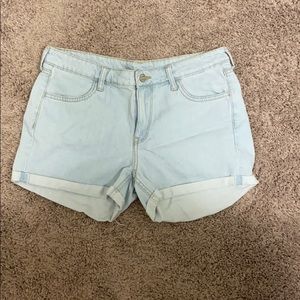 light washed hollister shorts